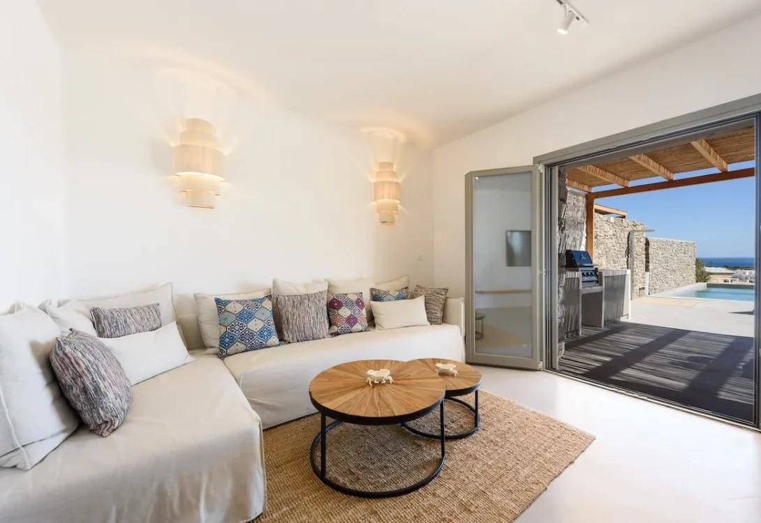 Elevated Villa with Panoramic Sea View 17