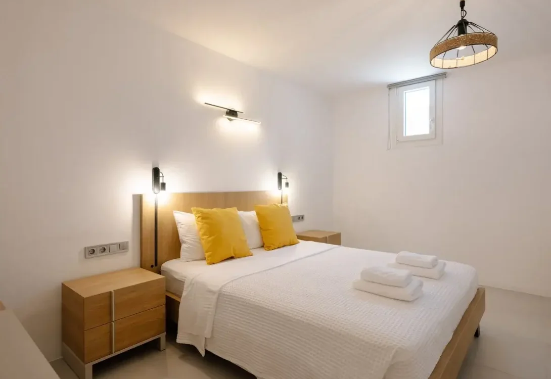 Yara Home 16